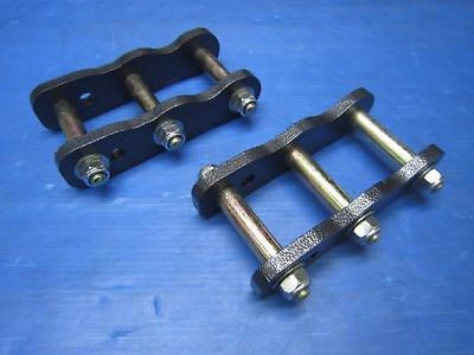 2Inch Extended Rear Shackles Pair up to 50mm Frontier For Navara D22 Bravado