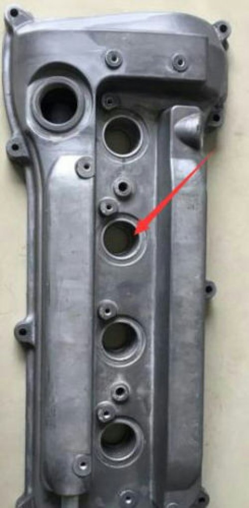 Engine Valve Cover For Toyota Camry Alphard Tarago 2.4L 2AZ 2AZFE 11201-28014