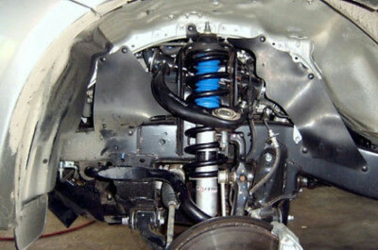 Profender STRUTS SHOCK ABSORBER For 0”-2" Lift Mitsubishi Triton VGT 4WD 05-ON