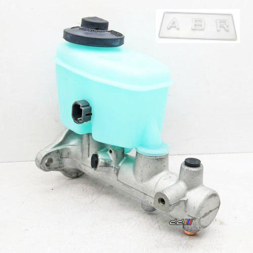 Brake Master Cylinder For RHD TOYOTA LandCruiser Prado RZJ95 VZJ95 VDJ95 w/ ABS